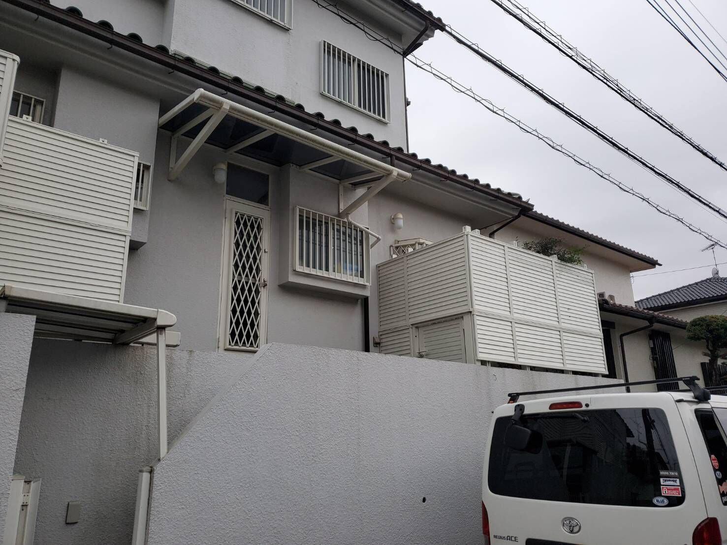 豊島区　浮遊タイル階段