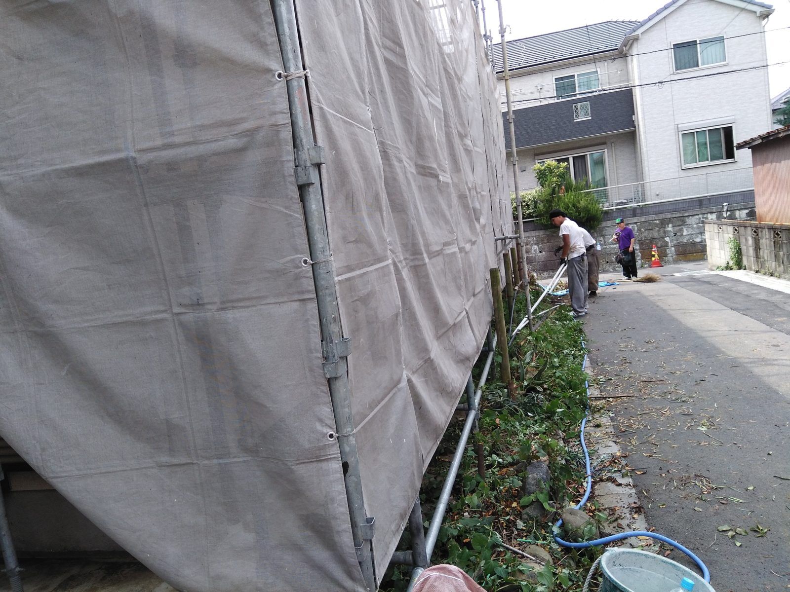 豊島区　浮遊タイル階段